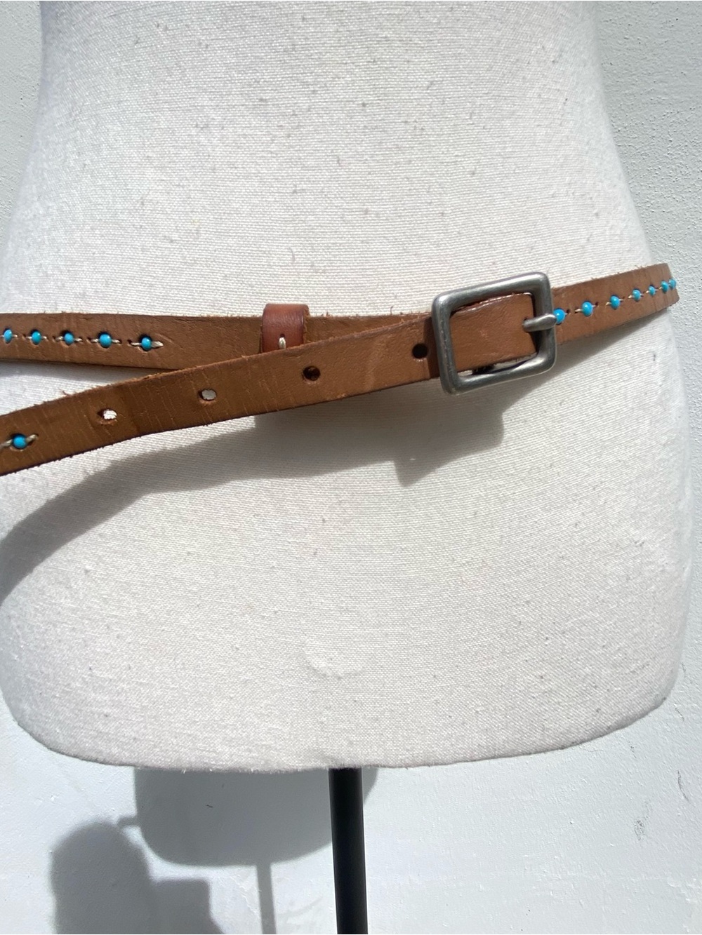 Tan & Turquoise Bead Genuine Leather Skinny Belt Size XL - Picture 2 of 6